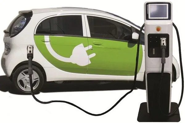 Mobil Listrik. Insentif Pajak