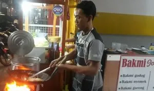 Masak Bakmie Jogja