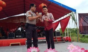 Andy Lau Indonesia Hibur Masyarakat Tebas