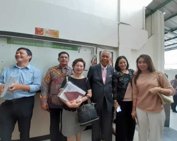 OC Kaligis dan rekan di PN Jakarta Selatan