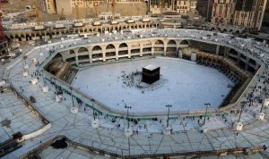 Arab Saudi Kembali Buka Masjidil Haram dan Masjid Nabawi