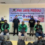 Bagikan Sembako, Aksi Sosial PWI Jaya Peduli di Tengah Pandemi Covid-19