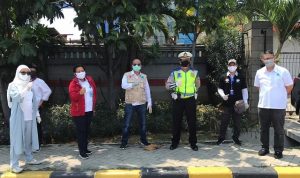 Bersama Lawan Corona Melalui Aksi Bagi Masker di Pelabuhan Tanjung Priok
