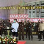 Peduli Covid-19, Kejaksaan Bagikan Ribuan Paket Sembako