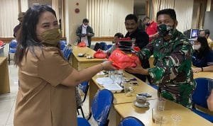 Ramadhan, PWI Jaya Peduli Bagikan Sembako dan Masker