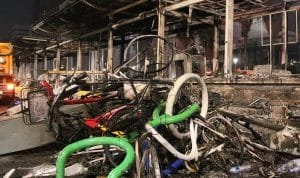 Halte Bus Trans Jakarta Dirusak Massa Demo UU Cipta Kerja, Pemprov DKI Rugi Rp 65 Miliar