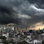 BMKG: Jakarta Hari Ini Berawan hingga Hujan Petir 