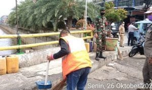 Disiplinkan Warga, Petugas Gabungan Kecamatan Tamansari Gelar Operasi Tertib Masker