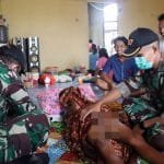 Warisi Semangat Pahlawan, Satgas Pamtas Yonif 407/PK Gelar Sunatan Gratis