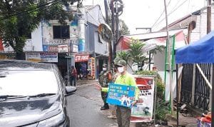 Disiplinkan Warga Patuhi Prokes, Satpol PP Kelurahan Baru Gelar Operasi Tertib Masker