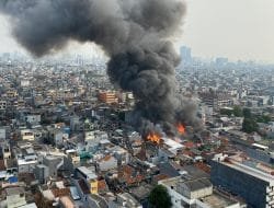 Rumah Terbakar di Jalan Keadilan Dalam Jakbar