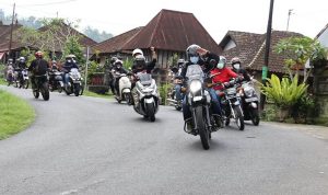 Kendarai Motor, Bupati Sanjaya Road Show Blusukan Pantau Jalan Desa di Tabanan