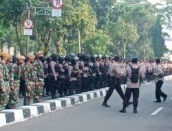 Pegawai Dilantik Jadi ASN, Personel TNI-Polri Jaga Gedung KPK