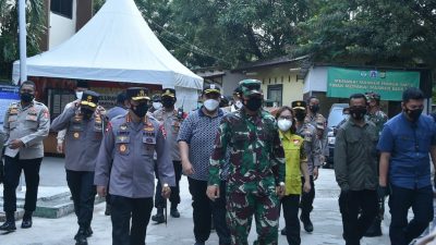 Pangdam Jaya Dampingi Panglima TNI Cek Kesiapan Rusun dan PPKM Mikro