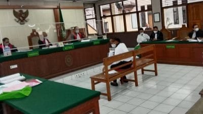 Terdakwa Yuri Keberatan Kesaksian Zaenal Tayeb, Hakim Minta JPU Hadirkan Penyidik Polisi