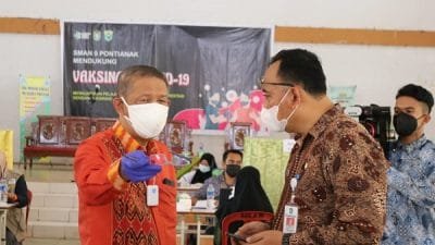 Gubernur Kalbar Tinjau Vaksinasi Bagi Pelajar SMA dan SMK