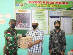 Pangdam XII/Tpr Tinjau Posko PPKM dan Bagikan Sembako di Kelurahan Sungai Jawi Dalam