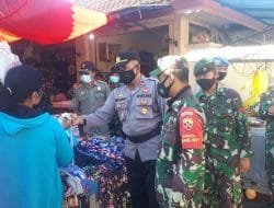 Satgas Polsek Petang Sasar Tempat Perbelanjaan dan Kegiatan Masyarakat