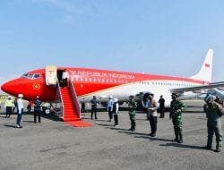 Jokowi Kunker Perdana Gunakan Pesawat Merah Putih