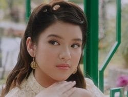 Tiara Andini Sabet Penghargaan