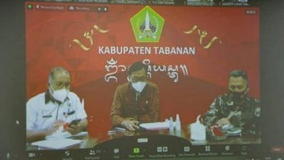 Forkopimda Tabanan Gelar Vicon Rapat Evaluasi Penanganan Covid-19