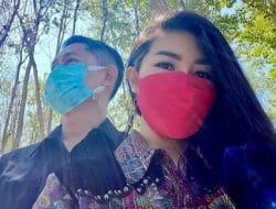 Potret Bahagia Fitri Carlina dan Suami Bikin Iri Netizen