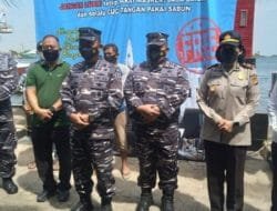 Pushidrosal Gelar Serbuan Vaksinasi dan Bagikan Sembako