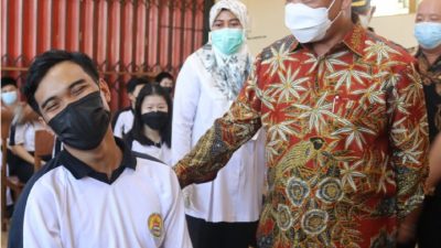 Wagub Kalbar Tinjau Vaksinasi di Singkawang