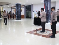 Kapolda Kalbar Pimpin Upacara Penandatanganan Komitmen Kinerja Personel Polri dan PNS