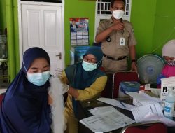 Kejar Target Vaksinasi, Ini yang Dilakukan Lurah Pondok Ranggon