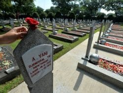 Jelang HUT TNI Marsekal Hadi Ziarah di TMP Kalibata