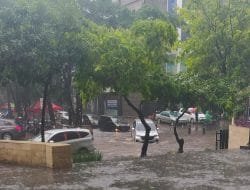 Curah Hujan Tinggi, Jakarta Banjir Lagi