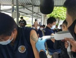 Sejumlah Narapidana di Karawang Hapus Tato