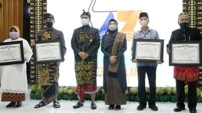 Kado HUT NTB ke-63, Gubernur Bang Zul Tandatangani Dua MoU