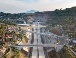 Ridwan Kamil Targetkan Tol Cisumdawu Dibuka Paling Lambat Awal 2022