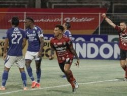 BU Kalahkan Persib 1-0, Lilipaly Akhirnya ‘PecahTelur’