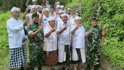Dandim Gianyar Hadiri Persembahyangan di Tampaksiring