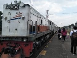 Gubernur Jabar Sebut Jalur KA Cibatu-Garut 100 Persen Selesai