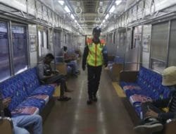 Jelang Libur Imlek, Pengguna KRL Berkurang 17 Persen