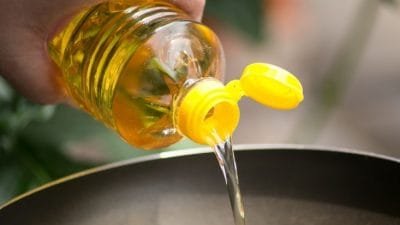 Ini Penyebab Minyak Goreng Tiba-tiba Melimpah dan Harga Mahal