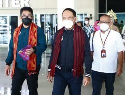 Menpora Amali Tiba di Kendari, Hadiri Rakernas SIWO PWI