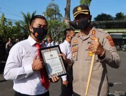 Puluhan Personel Polres Badung Menerima Penghargaan