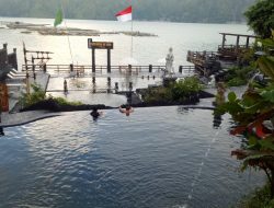 Batur Natural Hot Spring dan Warung Seked Jadi Primadona Wisatawan Bali