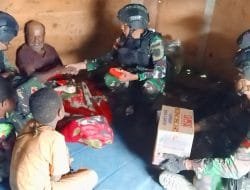Satgas Yonif MR 412/Kostrad, Bagikan Tali Asih Untuk Warga Perbatasan