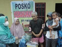 Ketua TP PKK Kabupaten Asahan Berikan Bantuan Korban Kebakaran di Kelurahan Selawan