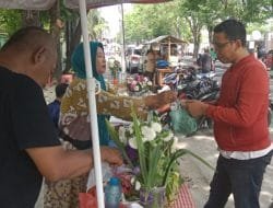 Ziarah Jelang Ramadhan Jadi Rezeki Tahunan Penjual Bunga di Kota Medan