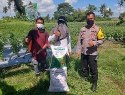 Program Polisi Bersemi Polres Badung Bukan Wacana, Petani Terima Bantuan Pupuk