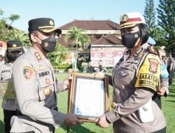 Gerak Cepat Usut Tabrak Lari, Personel Satlantas Polresta Denpasar Diganjar Penghargaan