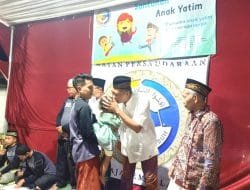Peduli Yatim di Kampung Halaman, Pengacara Senior Sampaikan Motivasi Membahagiakan