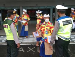 Personel Polres Bandara Ngurah Rai Aktif Imbau Prokes